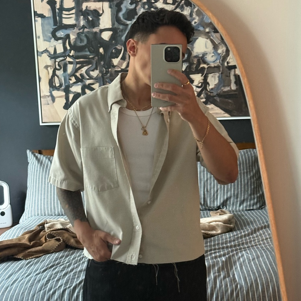 Cropped Short Sleeve Shirt